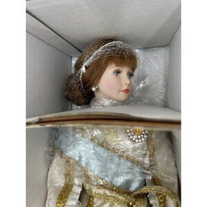 Vintage Crees & Coe Limited Edition Princess Anastasia Porcelain Doll #659/2000